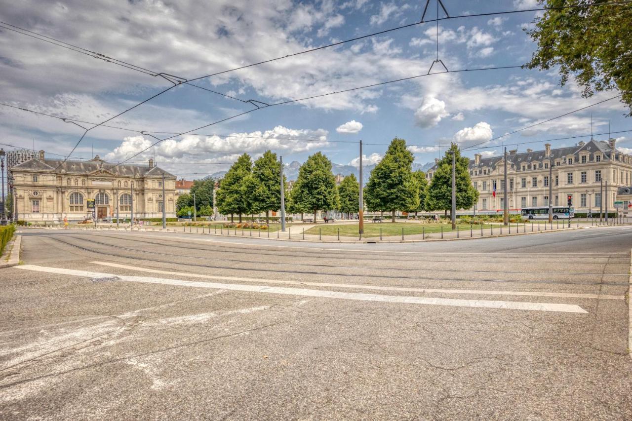 Libertad - Verdun Гренобль Экстерьер фото