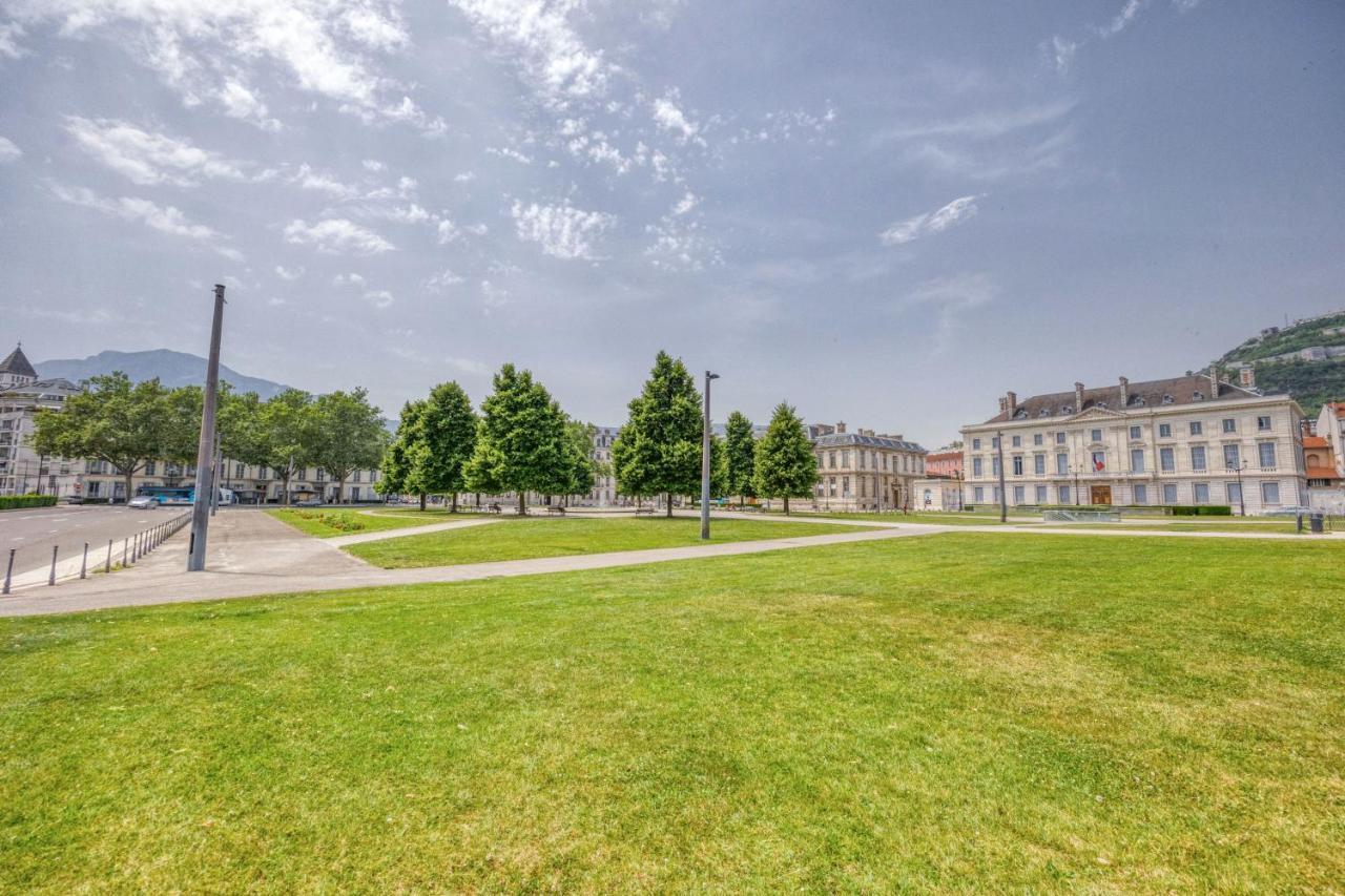 Libertad - Verdun Гренобль Экстерьер фото